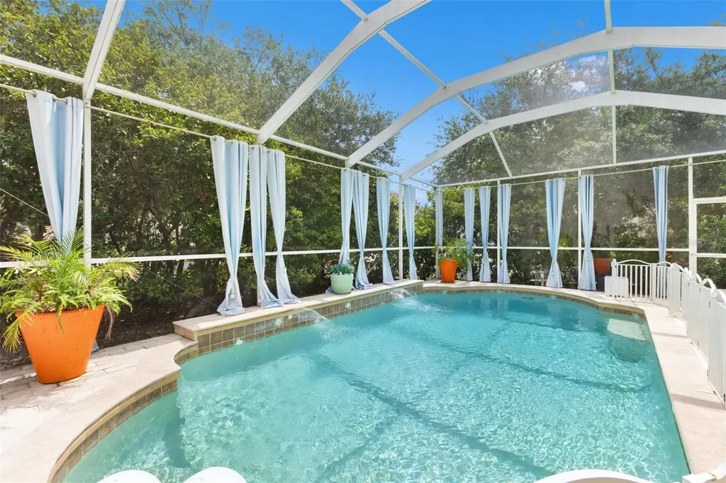 10117 Deercliff Drive Tampa FL 33647
