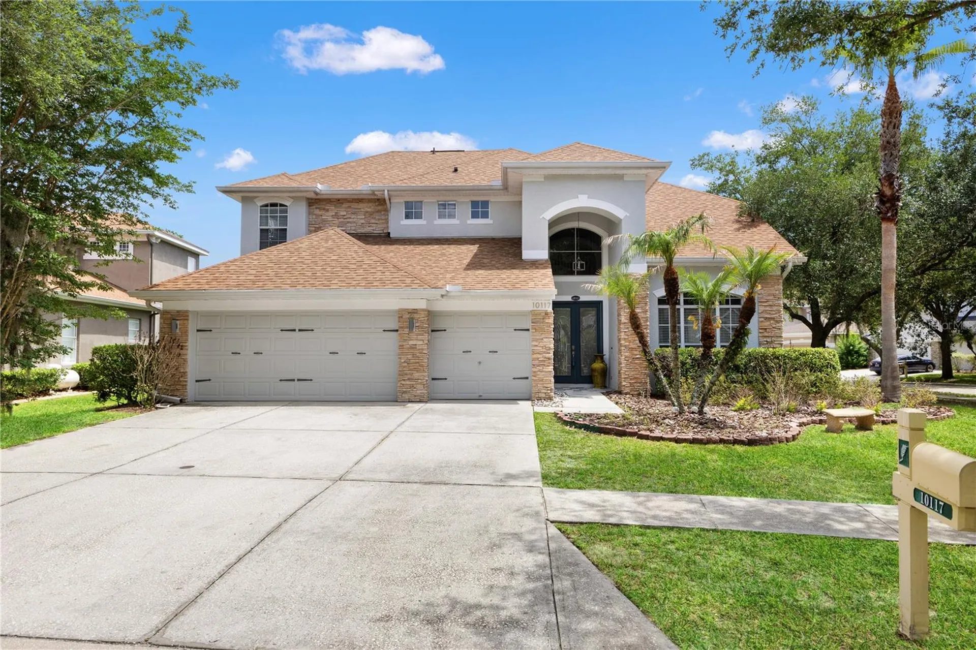 10117 Deercliff Drive Tampa FL 33647