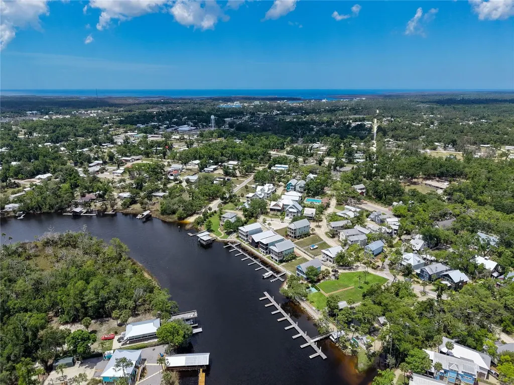 140 Ryland Circle Steinhatchee FL 32359