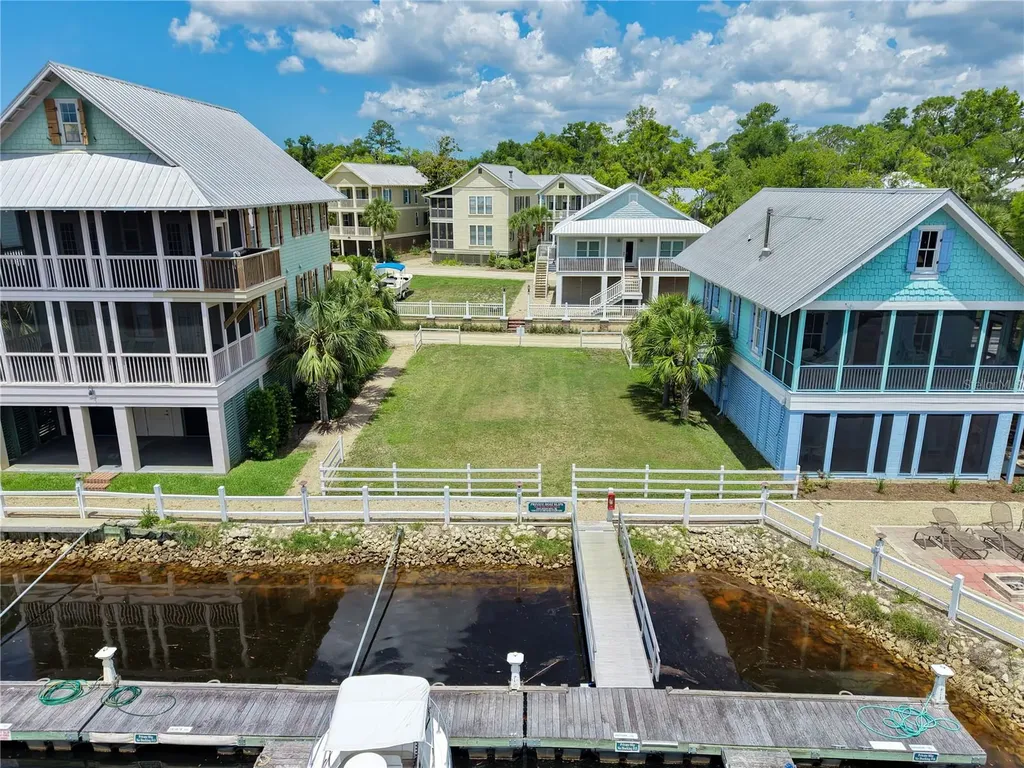140 Ryland Circle Steinhatchee FL 32359