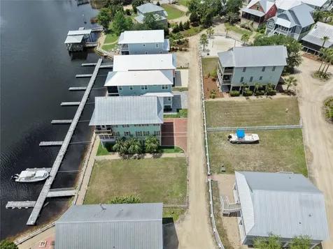 140 Ryland Circle Steinhatchee FL 32359