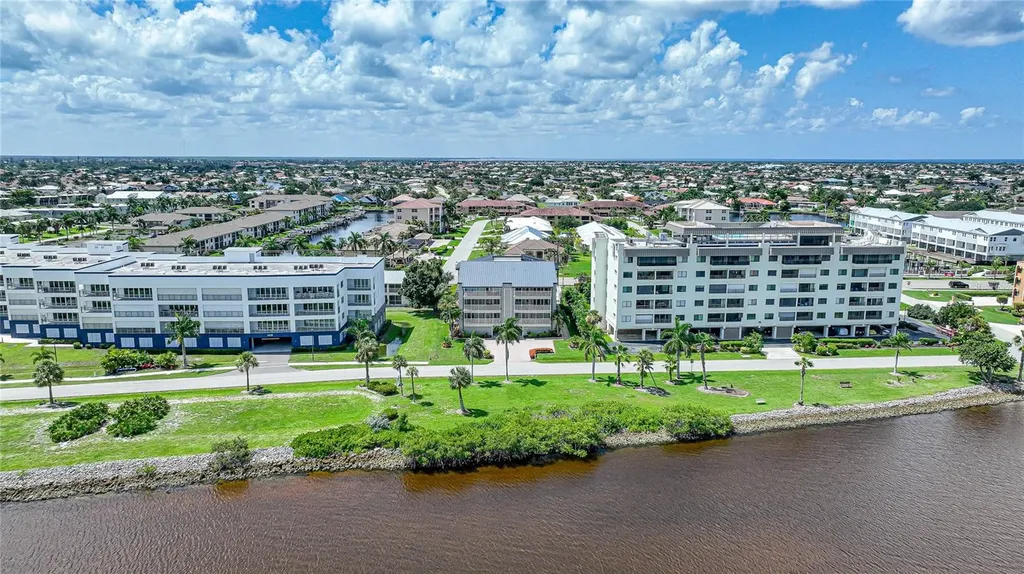 1477 Park Beach Circle Punta Gorda FL 33950