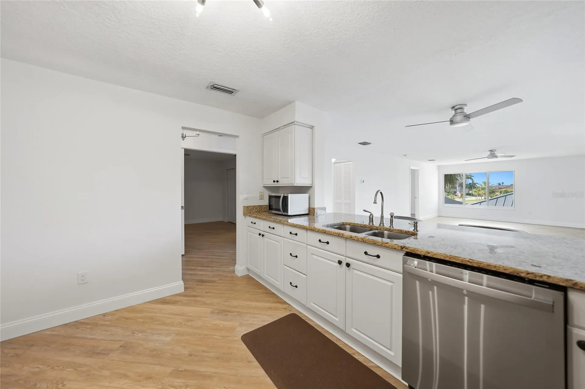 1477 Park Beach Circle Punta Gorda FL 33950