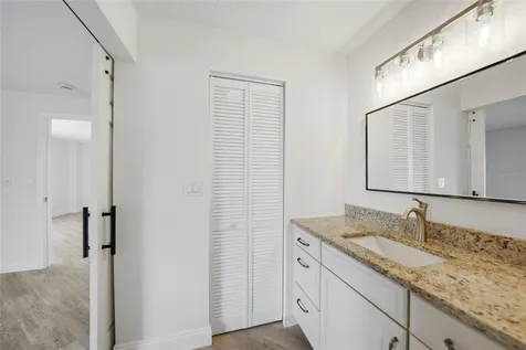 1477 Park Beach Circle Punta Gorda FL 33950