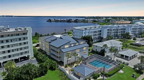 1477 Park Beach Circle Punta Gorda FL 33950