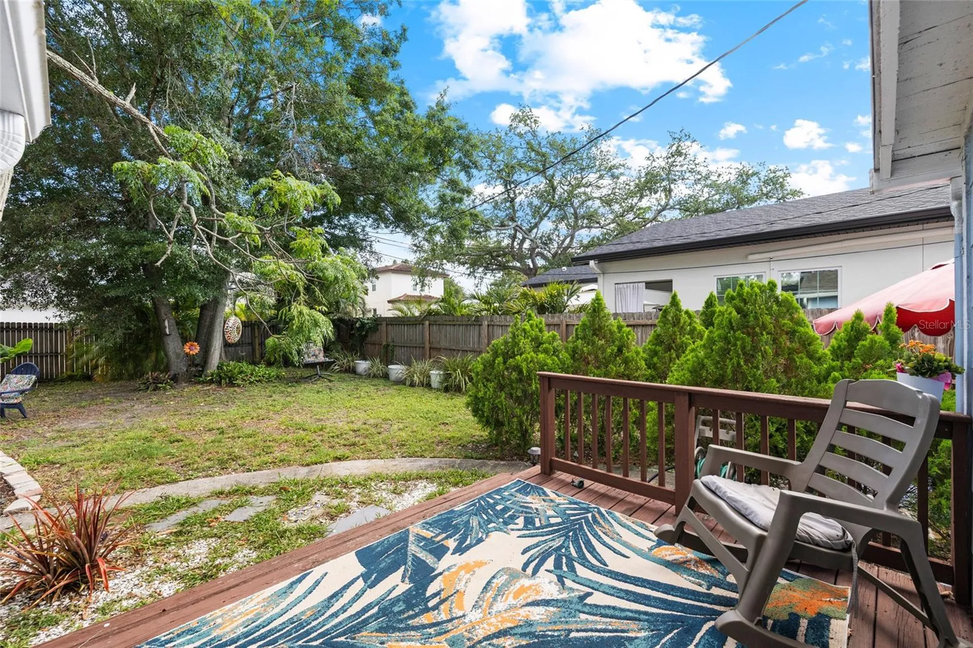 466 36th Avenue N St Petersburg FL 33704