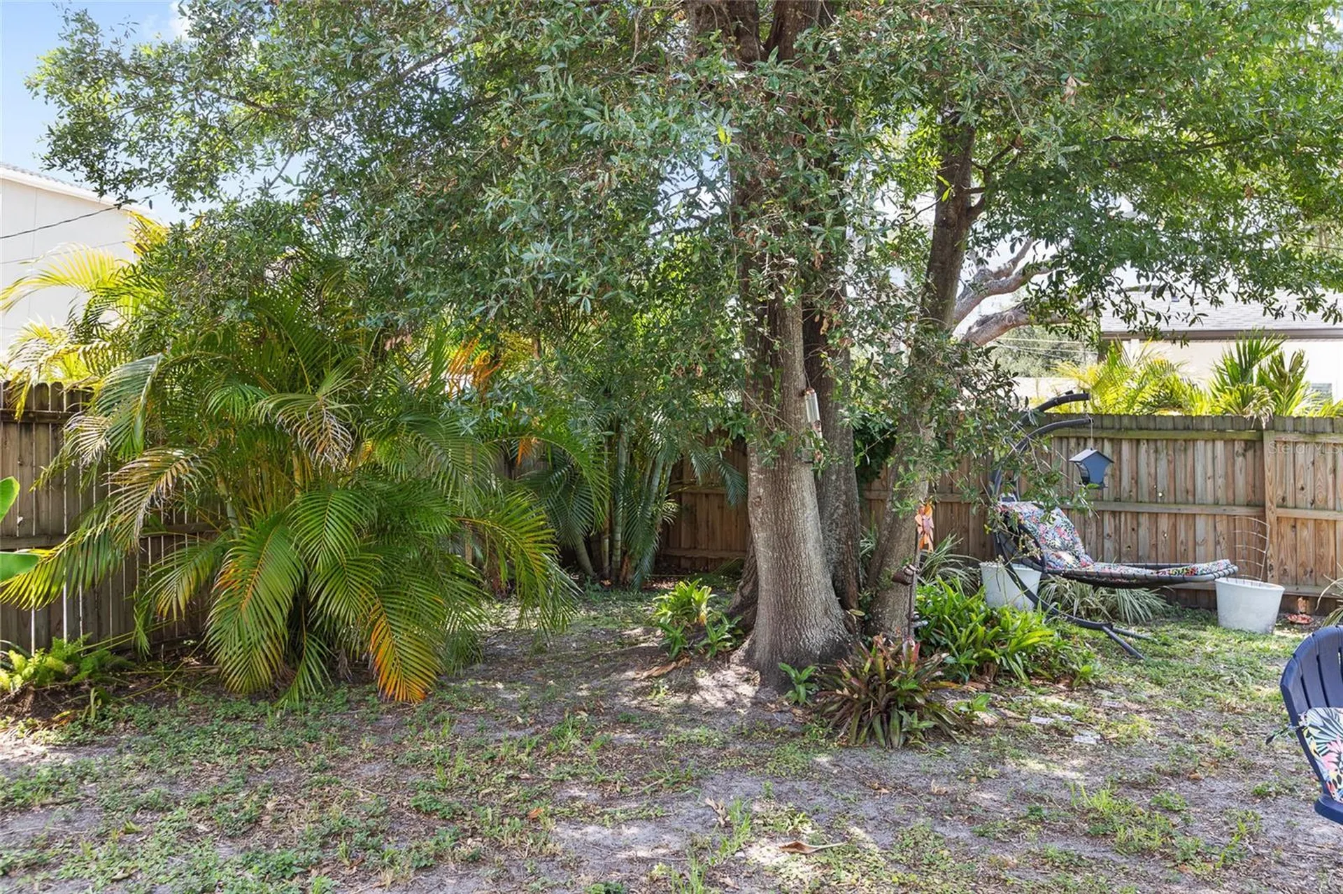 466 36th Avenue N St Petersburg FL 33704