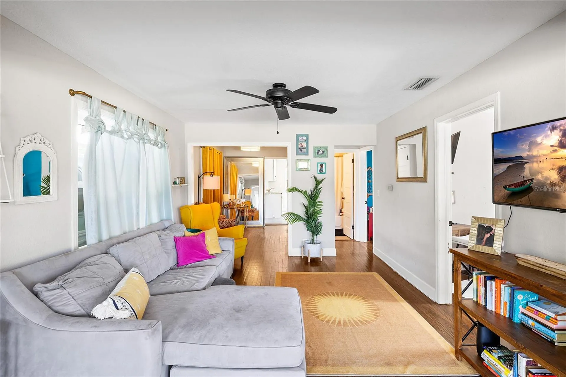 466 36th Avenue N St Petersburg FL 33704