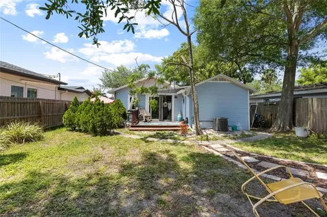 466 36th Avenue N St Petersburg FL 33704