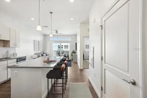 1185 S Pinellas Avenue Tarpon Springs FL 34689