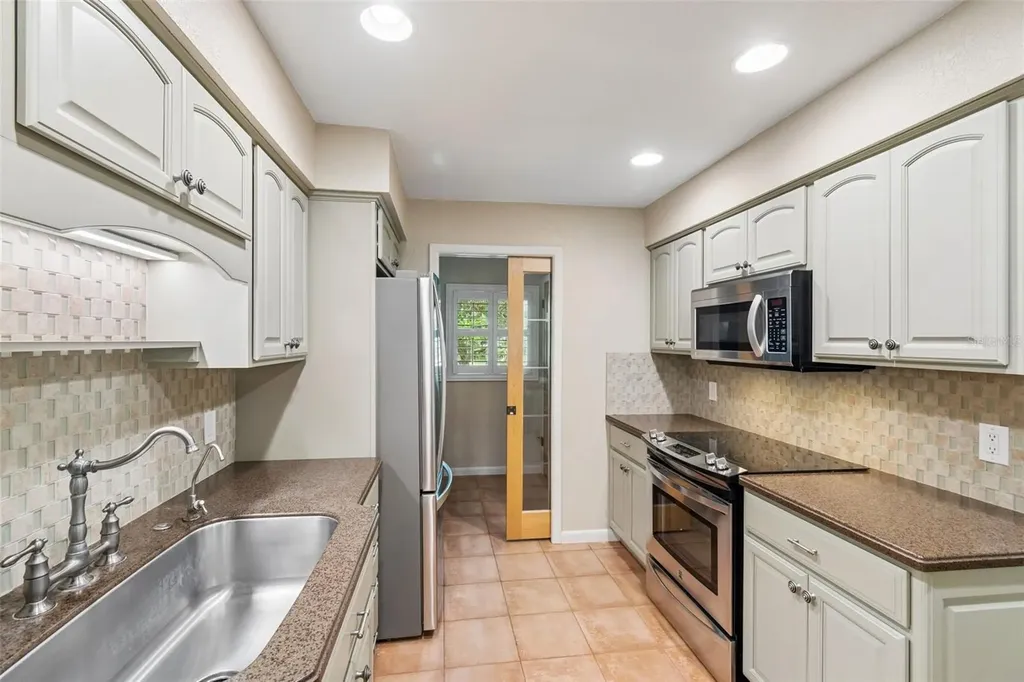 7823 Radcliffe Circle Port Richey FL 34668