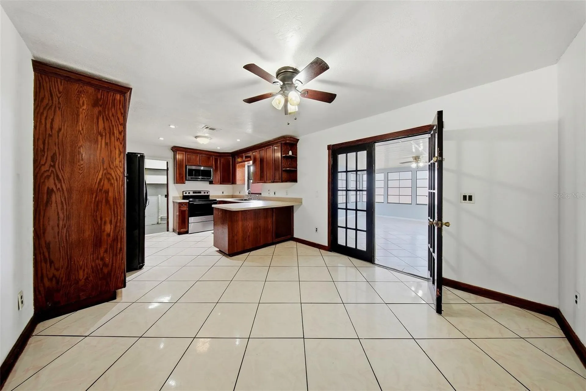 5020 Pine Street Seffner FL 33584