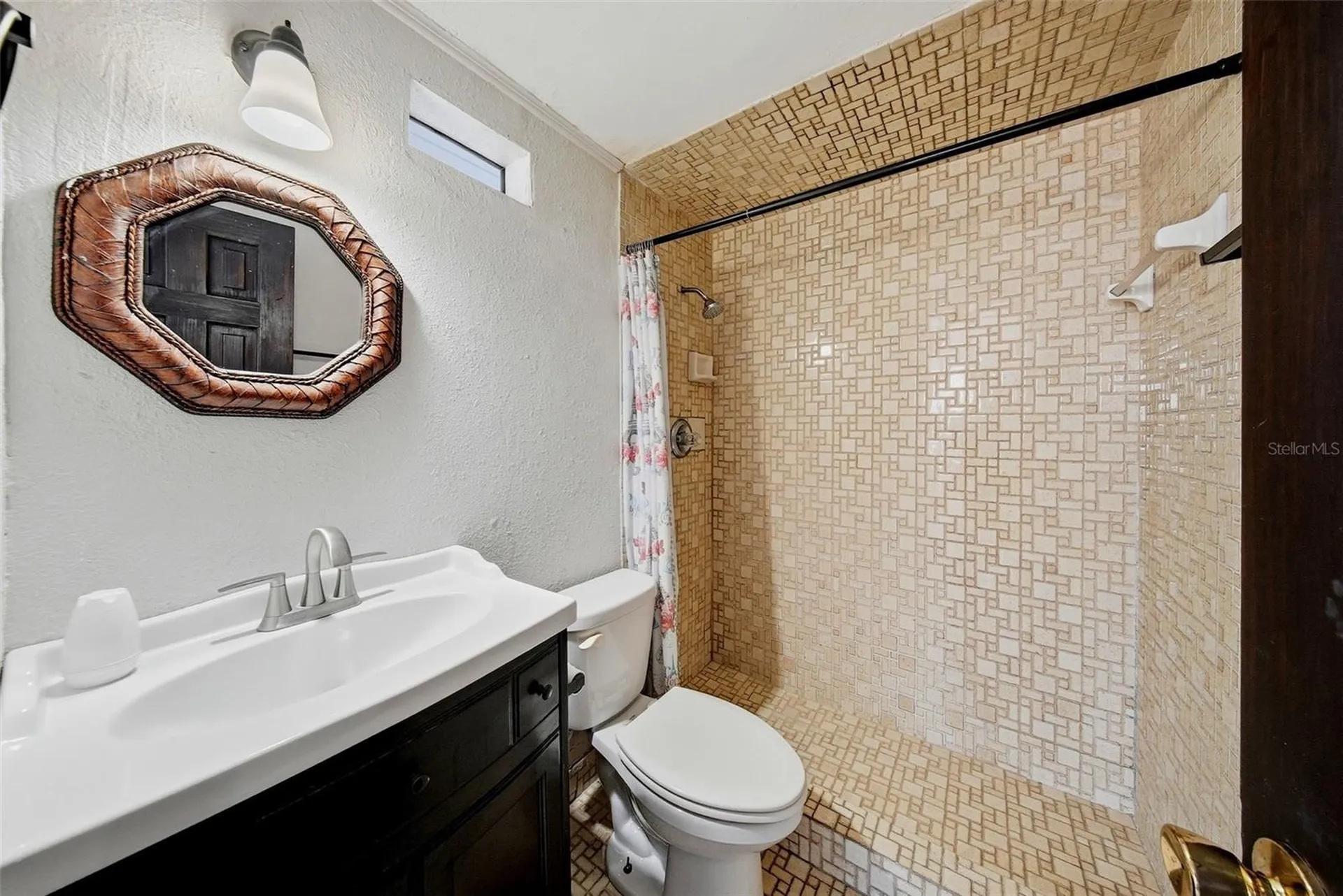 5020 Pine Street Seffner FL 33584