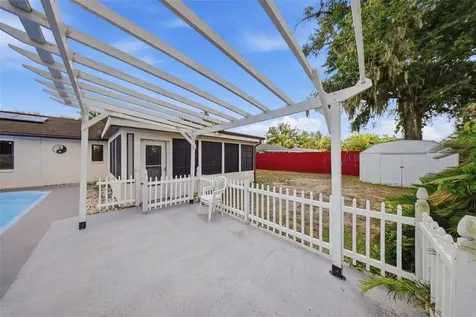 5020 Pine Street Seffner FL 33584