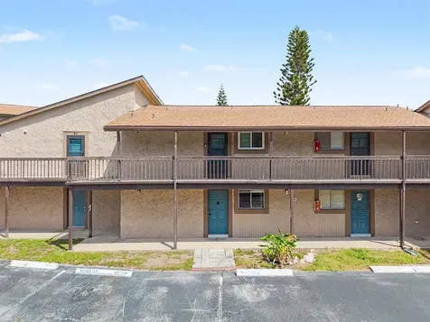 6314 Newtown Circle Tampa FL 33615