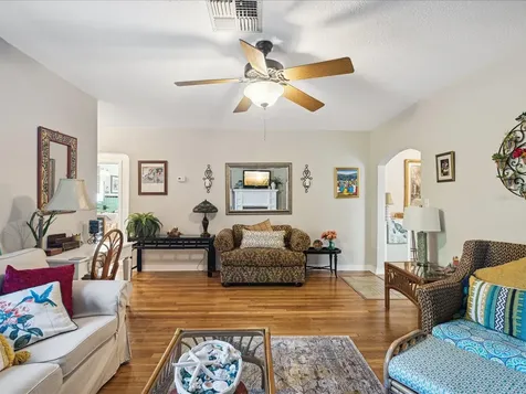 5638 Virginia Avenue New Port Richey FL 34652