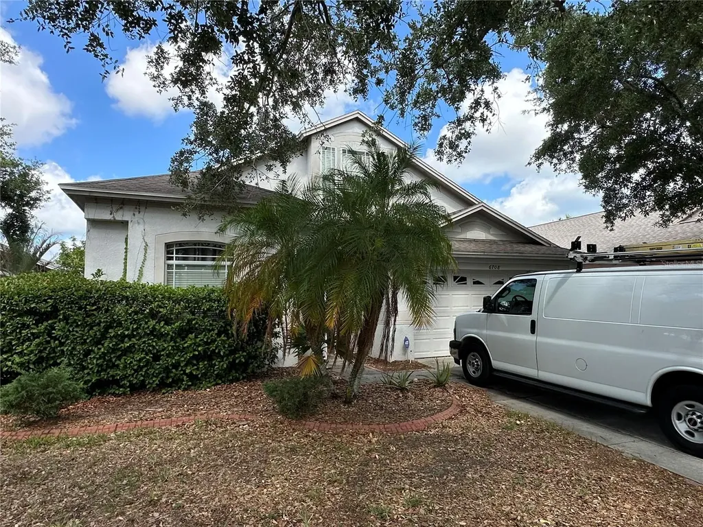 6708 Guilford Glen Place Apollo Beach FL 33572
