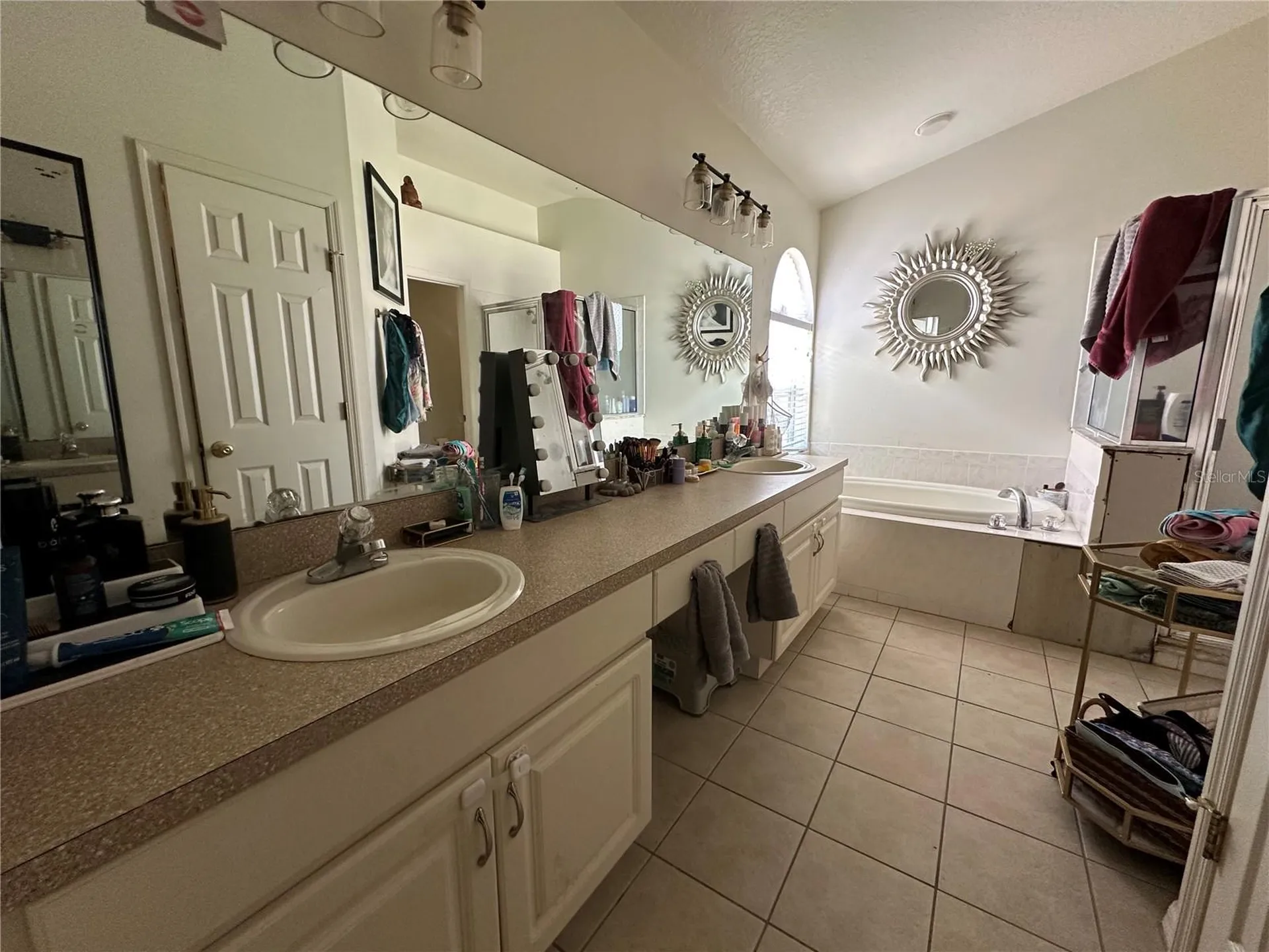 6708 Guilford Glen Place Apollo Beach FL 33572
