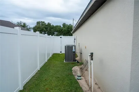 1896 Piedmont Court Mascotte FL 34753