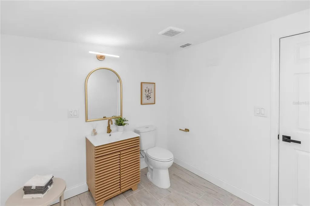 318 W Palmetto Avenue Deland FL 32720