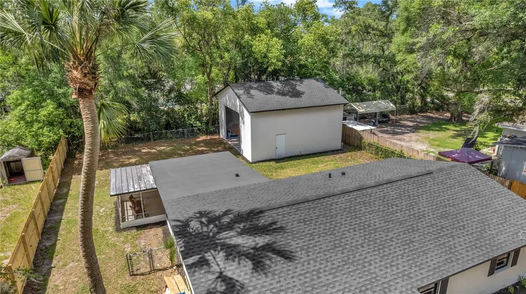 318 W Palmetto Avenue Deland FL 32720