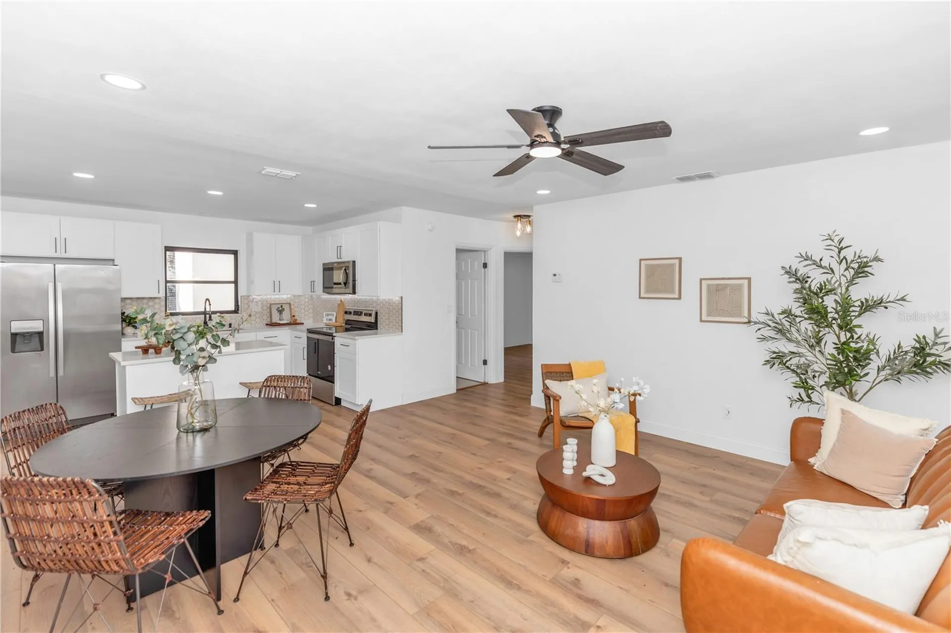 318 W Palmetto Avenue Deland FL 32720