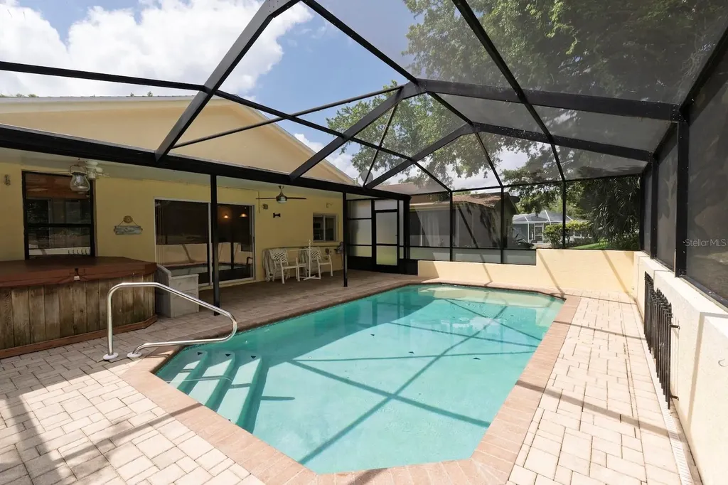 13009 Club Drive Hudson FL 34667