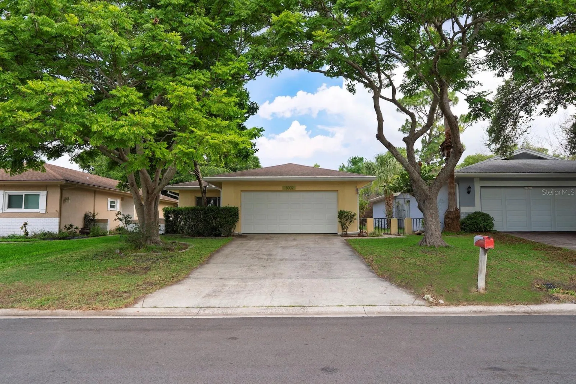 13009 Club Drive Hudson FL 34667