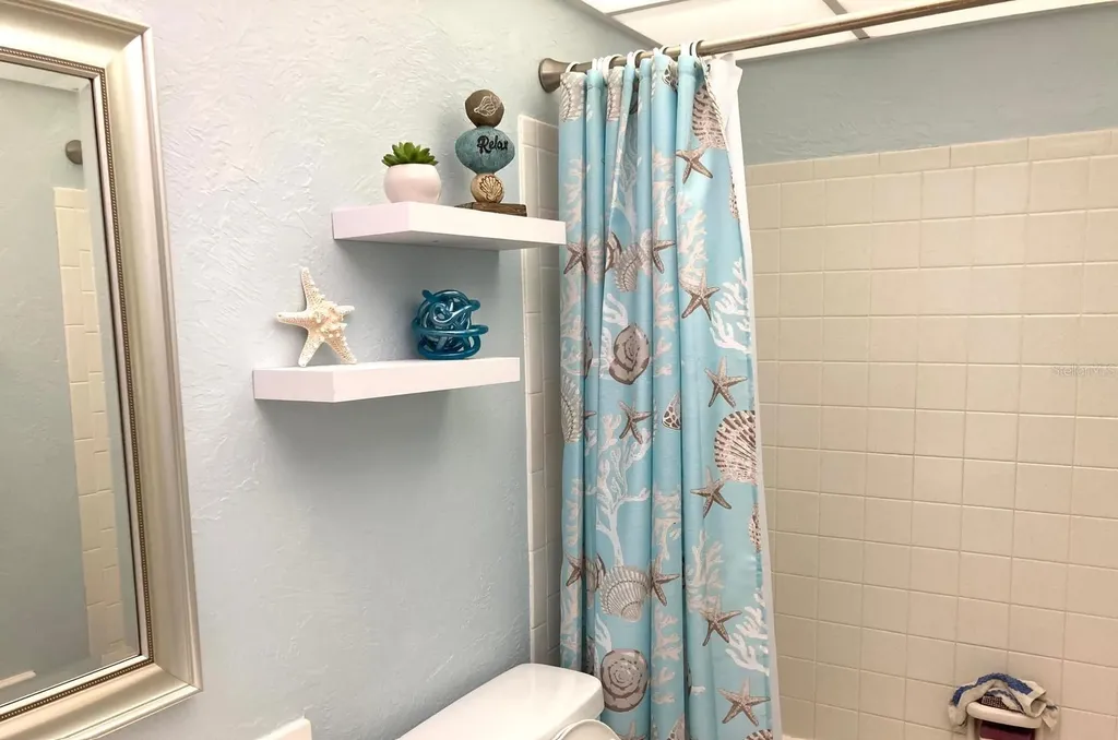 4703 1st Court W Bradenton FL 34207