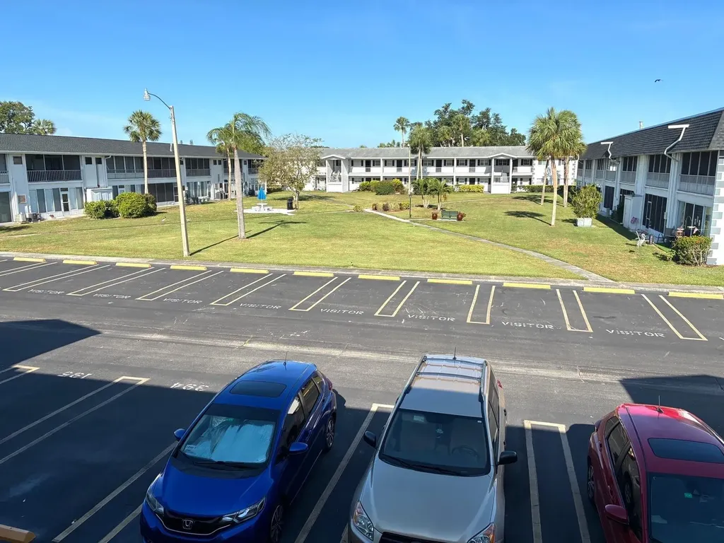 4703 1st Court W Bradenton FL 34207