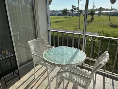4703 1st Court W Bradenton FL 34207