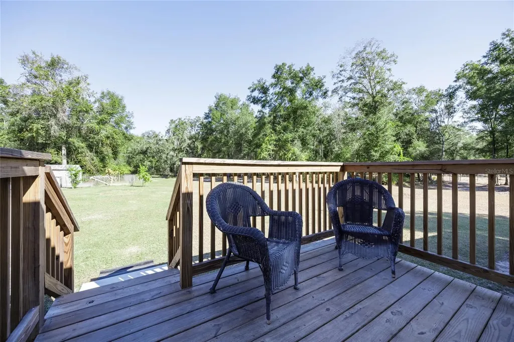 6320 SE 91st Trail Trenton FL 32693