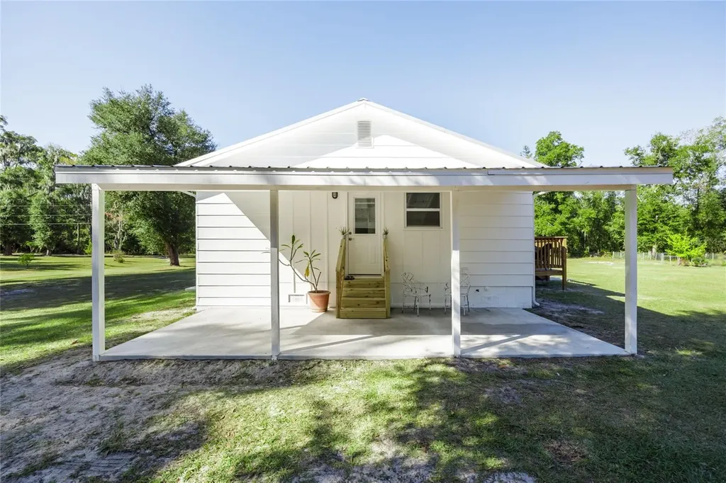 6320 SE 91st Trail Trenton FL 32693