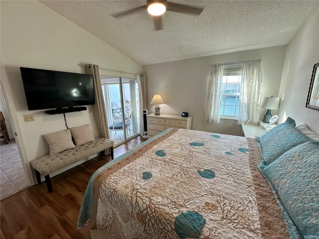 1233 Spoonbill Landings Circle Bradenton FL 34209