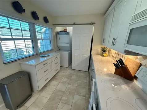 1233 Spoonbill Landings Circle Bradenton FL 34209