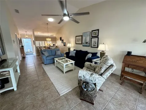 1233 Spoonbill Landings Circle Bradenton FL 34209