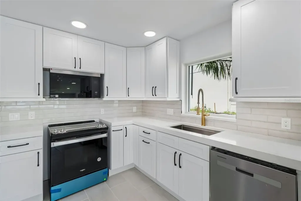 10238 Tarpon Drive Treasure Island FL 33706