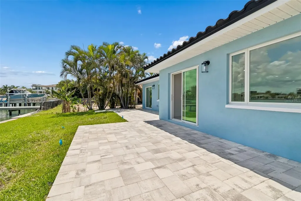 10238 Tarpon Drive Treasure Island FL 33706