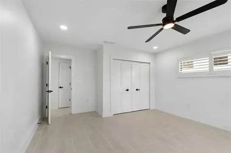 10238 Tarpon Drive Treasure Island FL 33706
