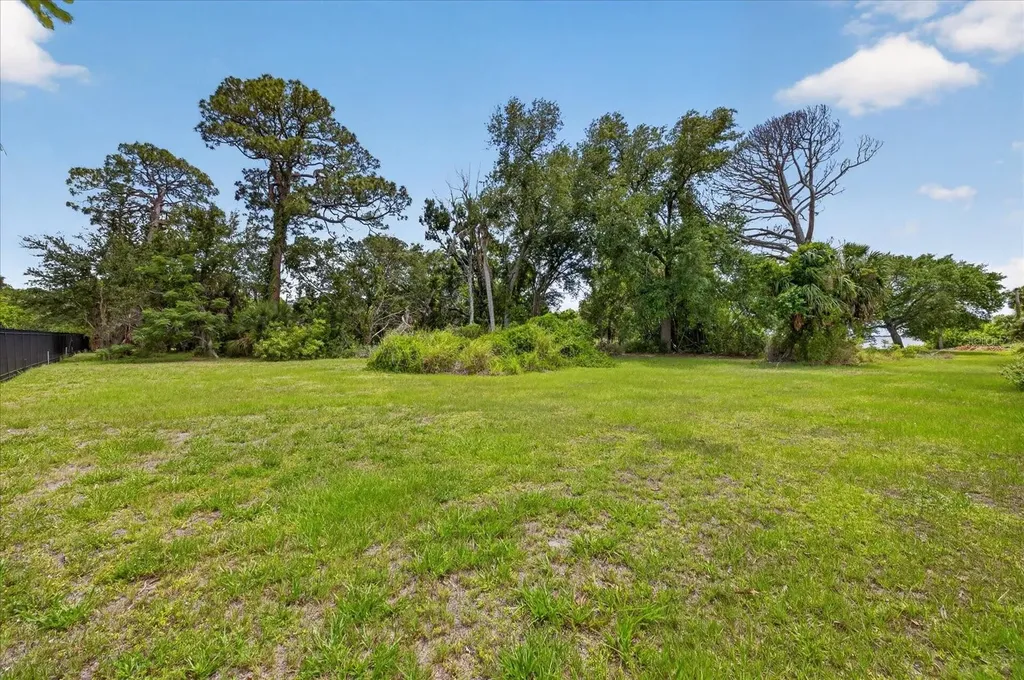 8258 Longbay Boulevard Sarasota FL 34234