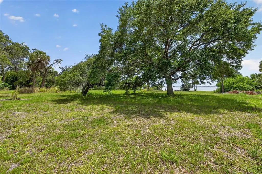 8258 Longbay Boulevard Sarasota FL 34234