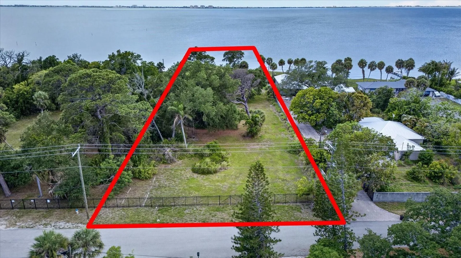 8258 Longbay Boulevard Sarasota FL 34234