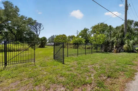8258 Longbay Boulevard Sarasota FL 34234