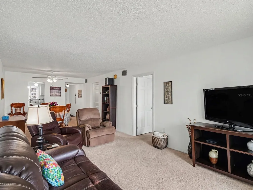 3801 Lake Bayshore Drive Bradenton FL 34205