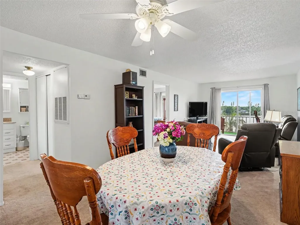 3801 Lake Bayshore Drive Bradenton FL 34205