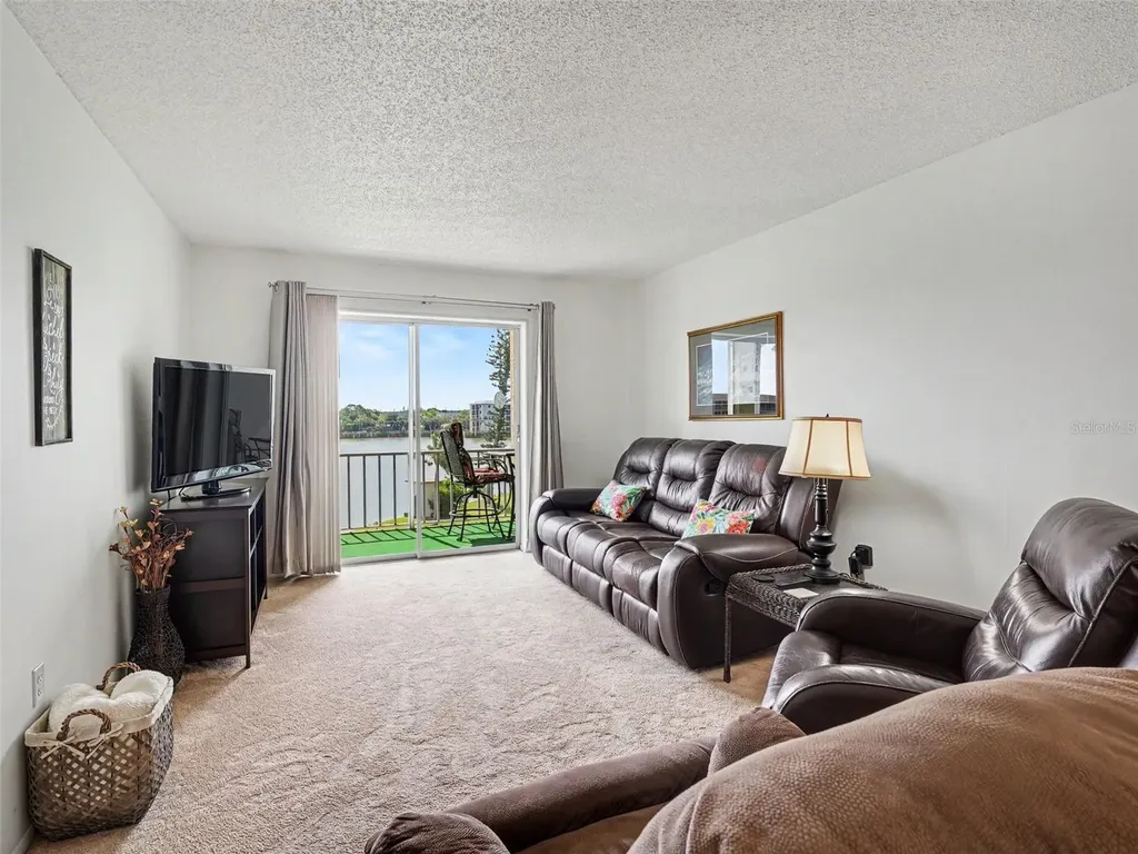 3801 Lake Bayshore Drive Bradenton FL 34205