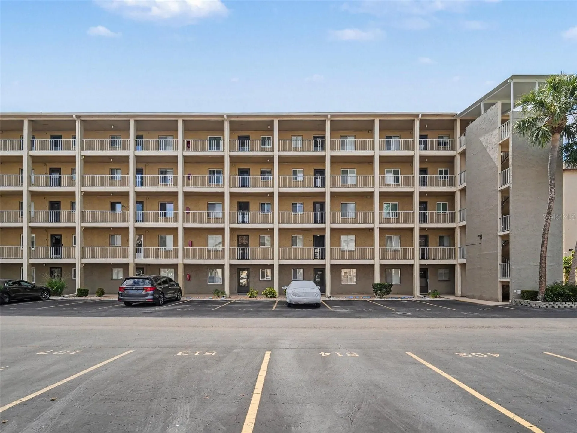 3801 Lake Bayshore Drive Bradenton FL 34205