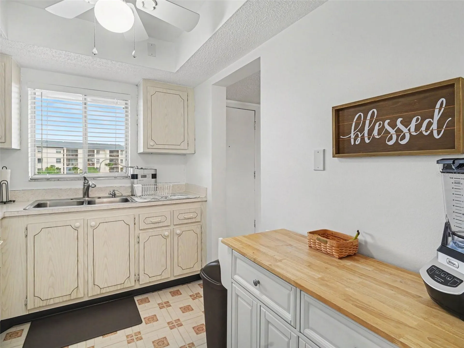 3801 Lake Bayshore Drive Bradenton FL 34205