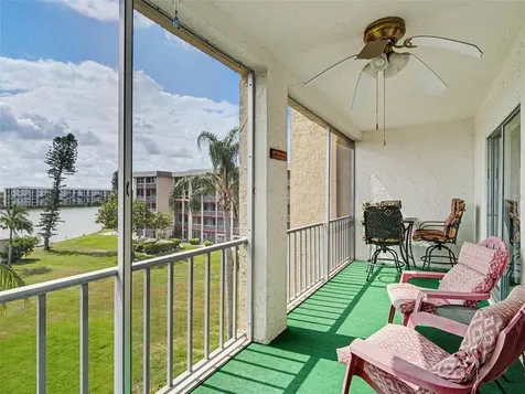 3801 Lake Bayshore Drive Bradenton FL 34205