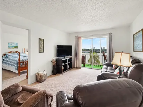 3801 Lake Bayshore Drive Bradenton FL 34205